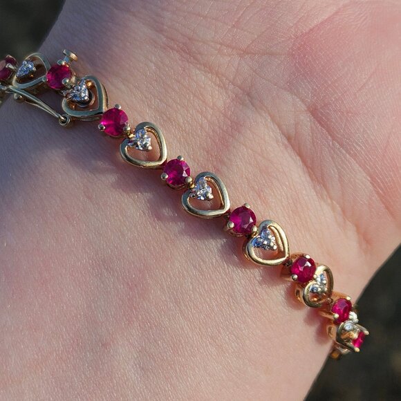10KT Yellow Gold Diamond & Lab Grown Ruby Heart Link Tennis Bracelet 8 Inches - Picture 8 of 15